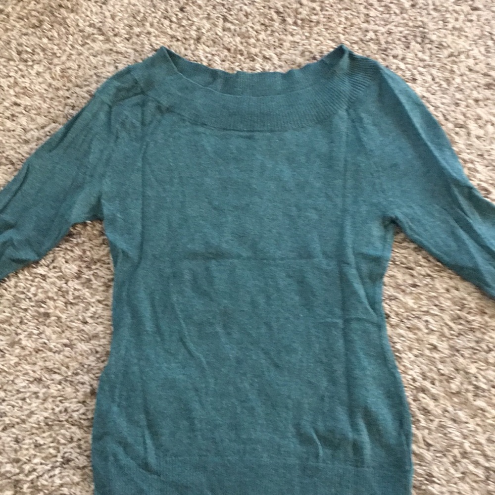 Turquoise 3/4 length sleeve sweater